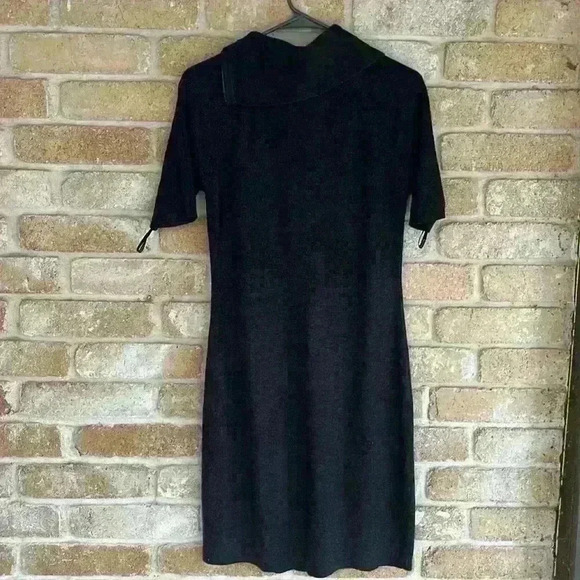 Calvin Klein Short Sleeve Split Neck/ Cowl Neck Sweater Dress Size Medium - Picture 4 of 4
